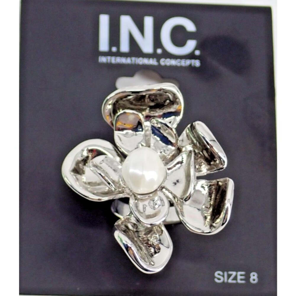 INC International Concepts I.N.C. Silver Tone Flower & Pearl Statement Ring Sz 8
